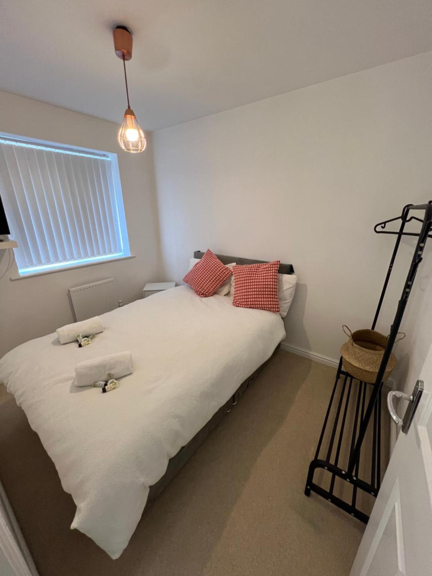 Spacious Modern 4Bd House Kingston upon Hull Exterior photo